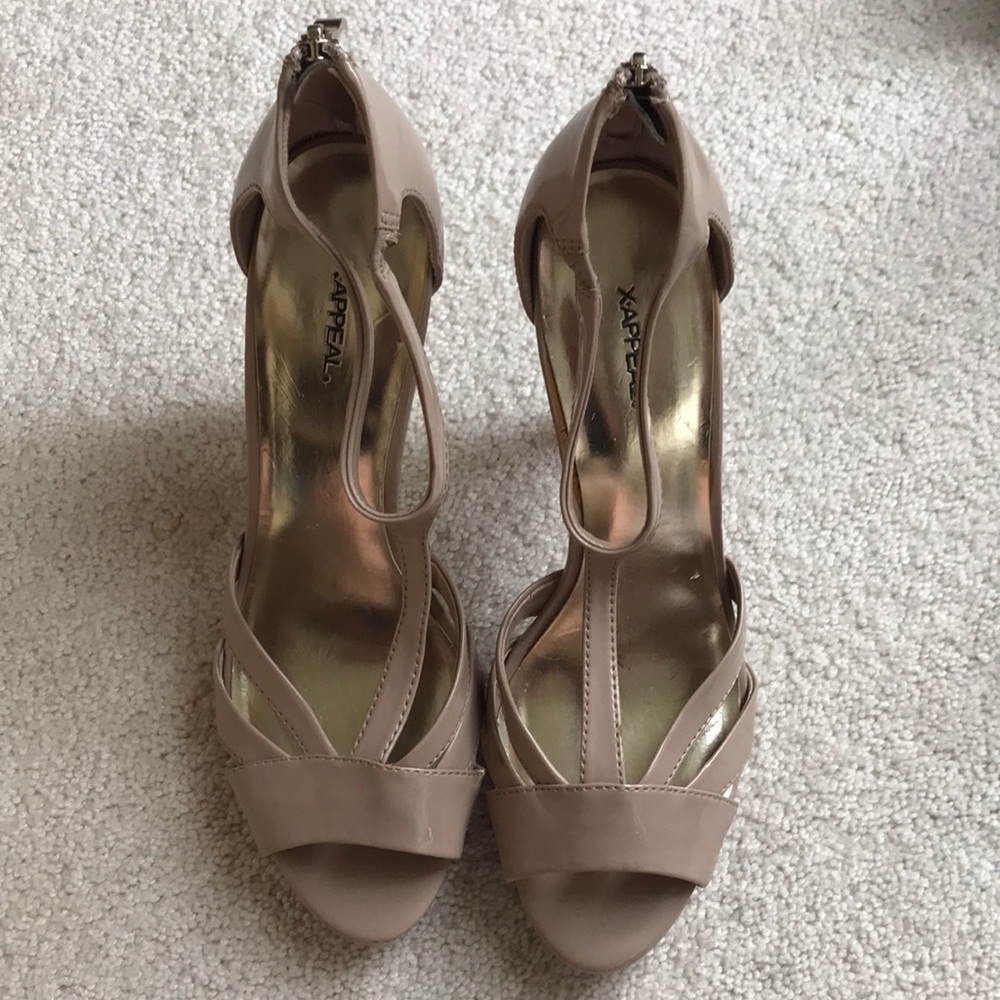 Xappeal platform pumps